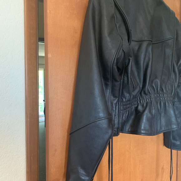 Pristine California Creations Woman's 12 Black Leather Motorcycle Jacket - Picture 11 of 14